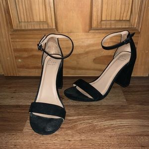 Black 2 strap heels.